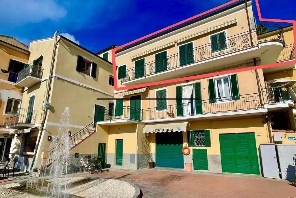 Appartement Luxury Seafront Penthouse à Porto Azzurro