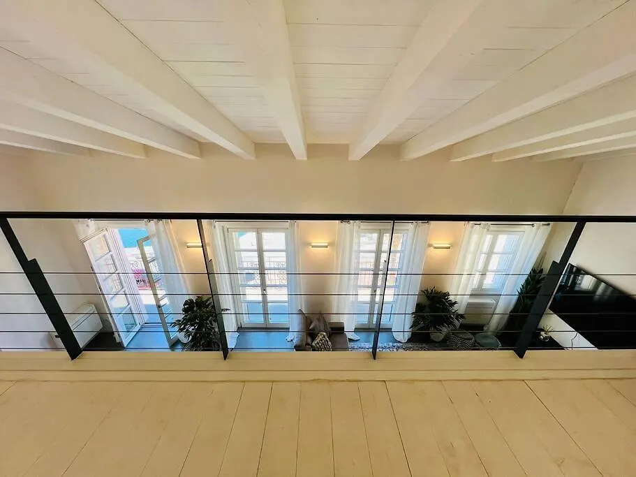 Appartement Luxury Seafront Penthouse à Porto Azzurro