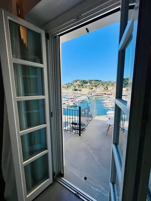 阿祖罗港Luxury Seafront Penthouse公寓 0*, 阿祖罗港 意大利